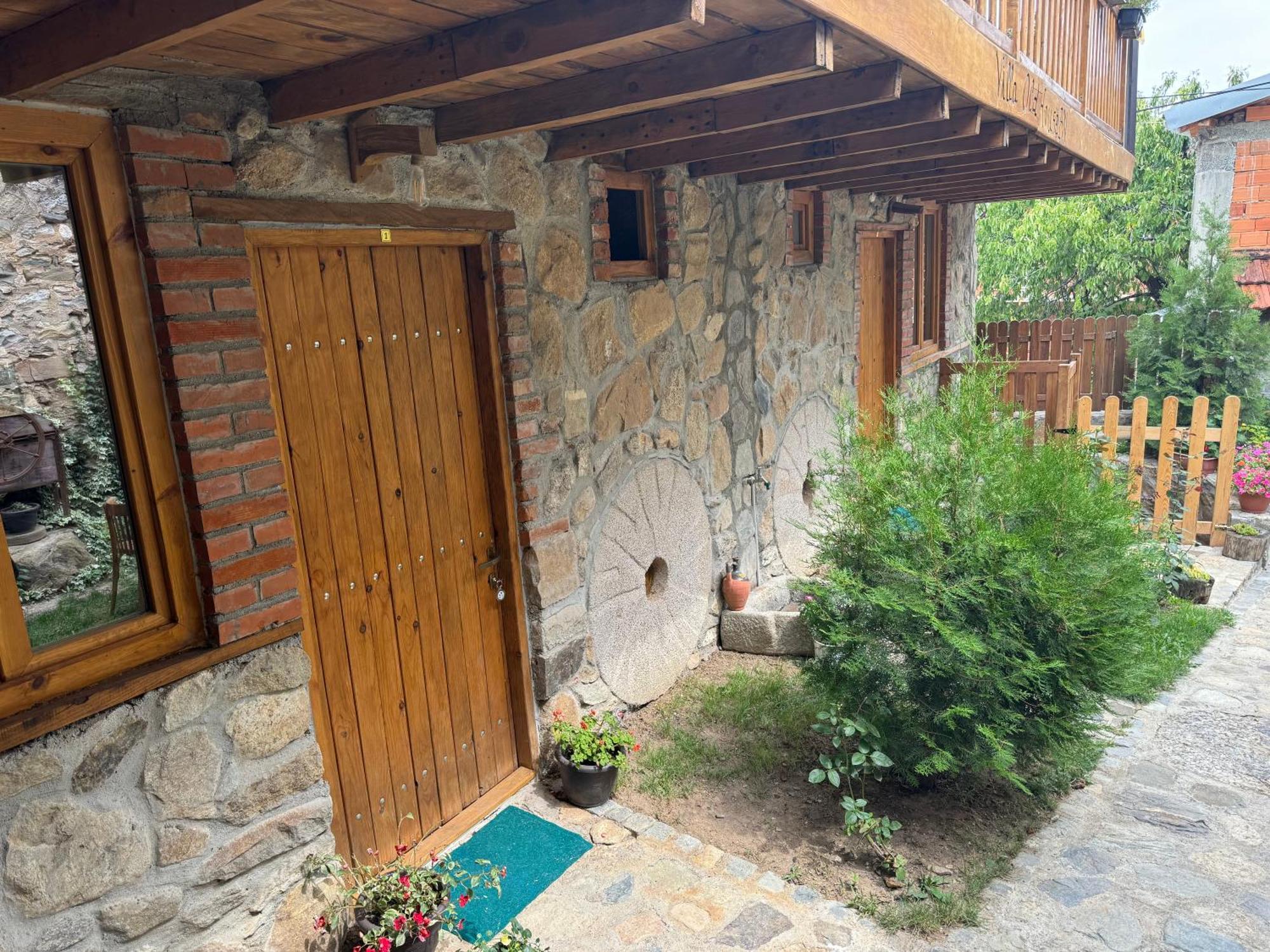 Villa Old House Bn Битоля Екстериор снимка